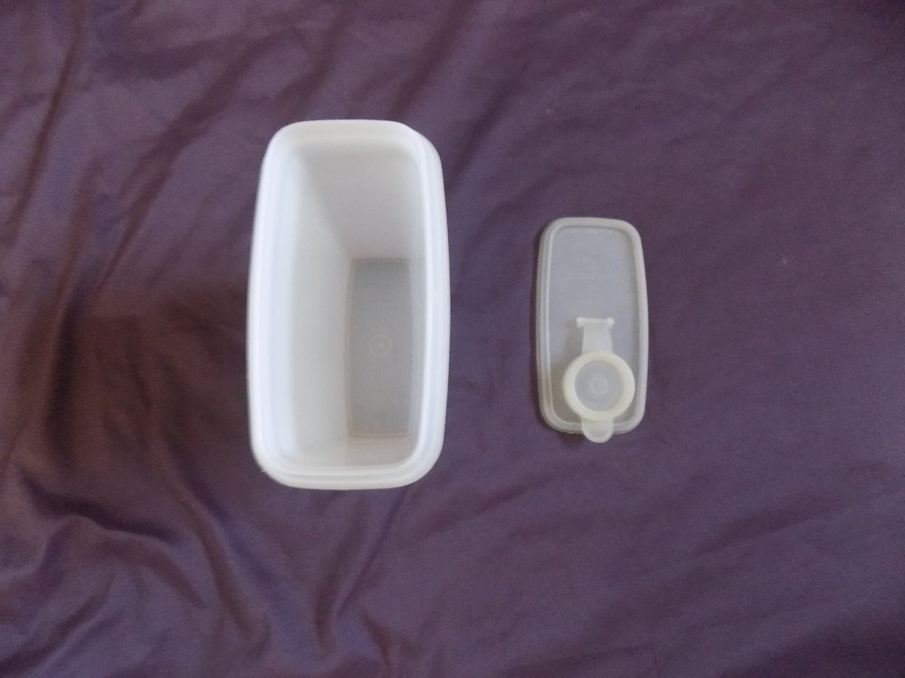 Vintage Tupperware #499 Junior Cereal Store-N-Pour ~ Sheer