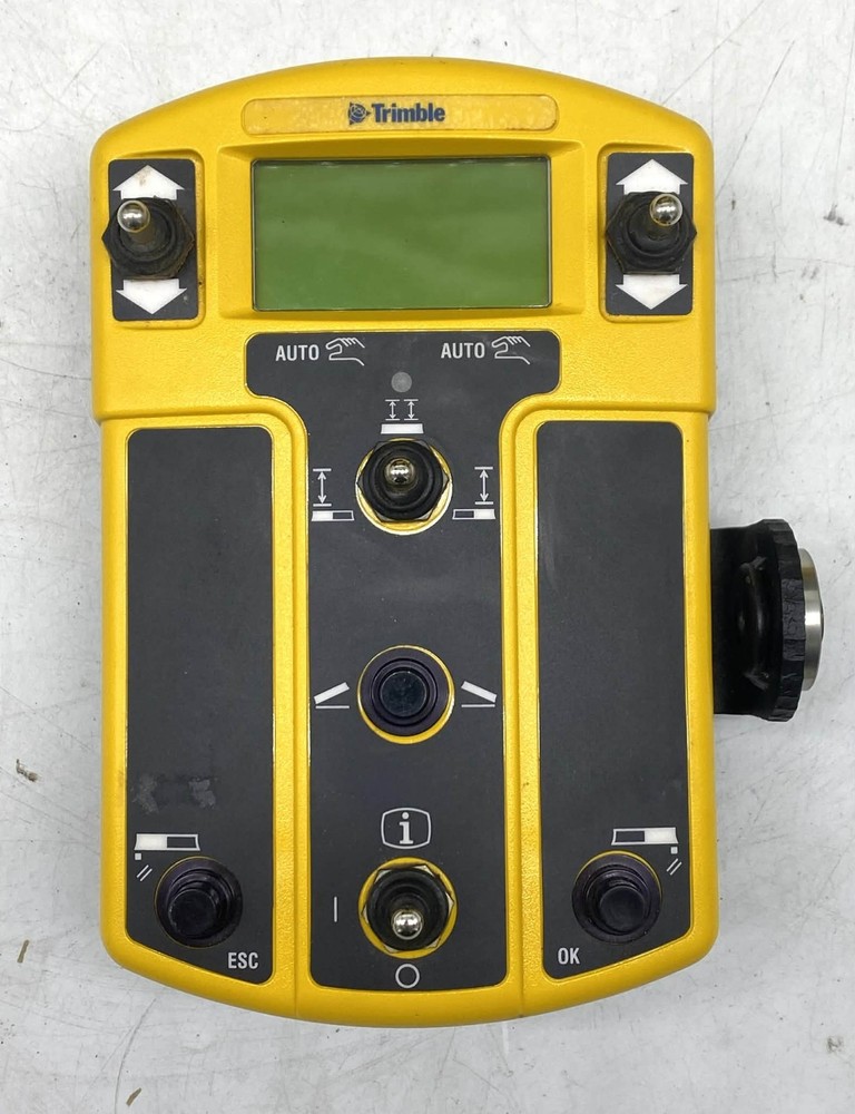 Trimble Grade Control Set CB420 Control Box & ST300 Sonic Tracers w/ Case.