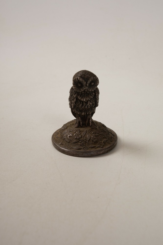 Reed & Barton Silverplate Owl Paperweight (O2L) 2.75" Tall Bird Figurine
