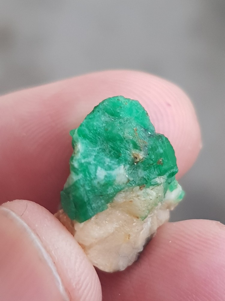 3.55 Gram Emerald Specimen From Pakistan