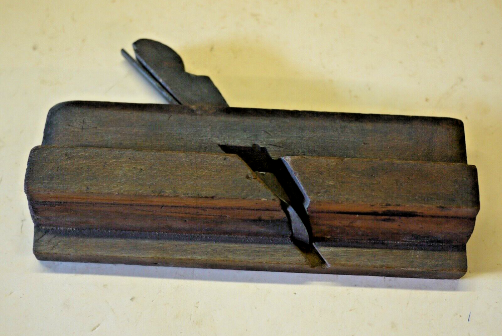 Cove Plane, Creates 1 1/8" maximum width cove - 9 3/8" Long RR