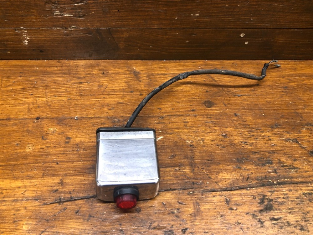 SUZUKI LS650 SAVAGE NUMBER PLATE LIGHT