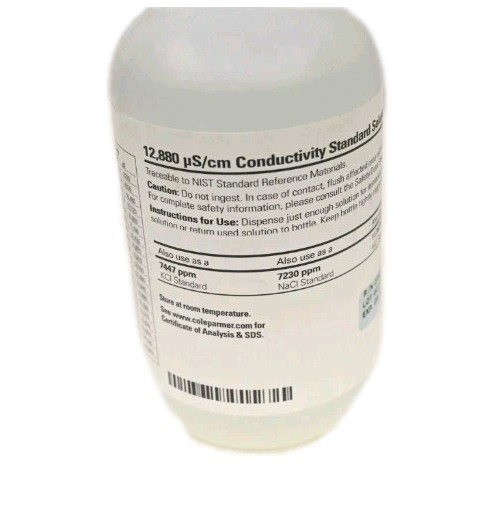 Oakton WD-00606-10 Conductivity Calibration Solution, 1 pt Bottle