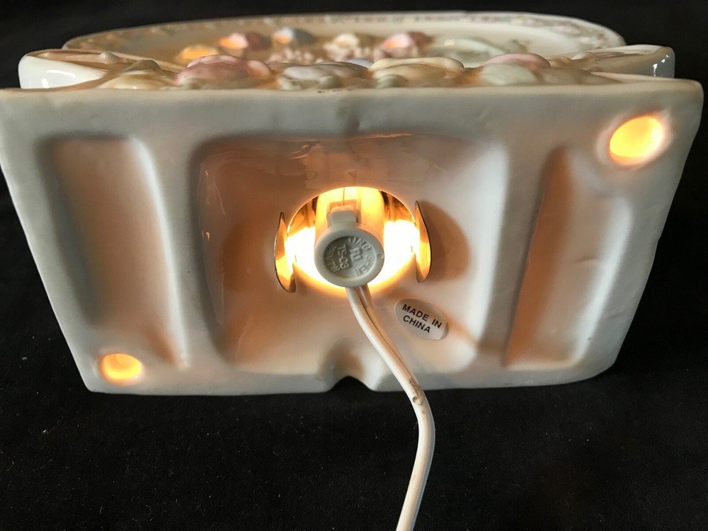 Cracker Barrel Lighted Easter Bunnies on Swing Plate Night Light Table Decor