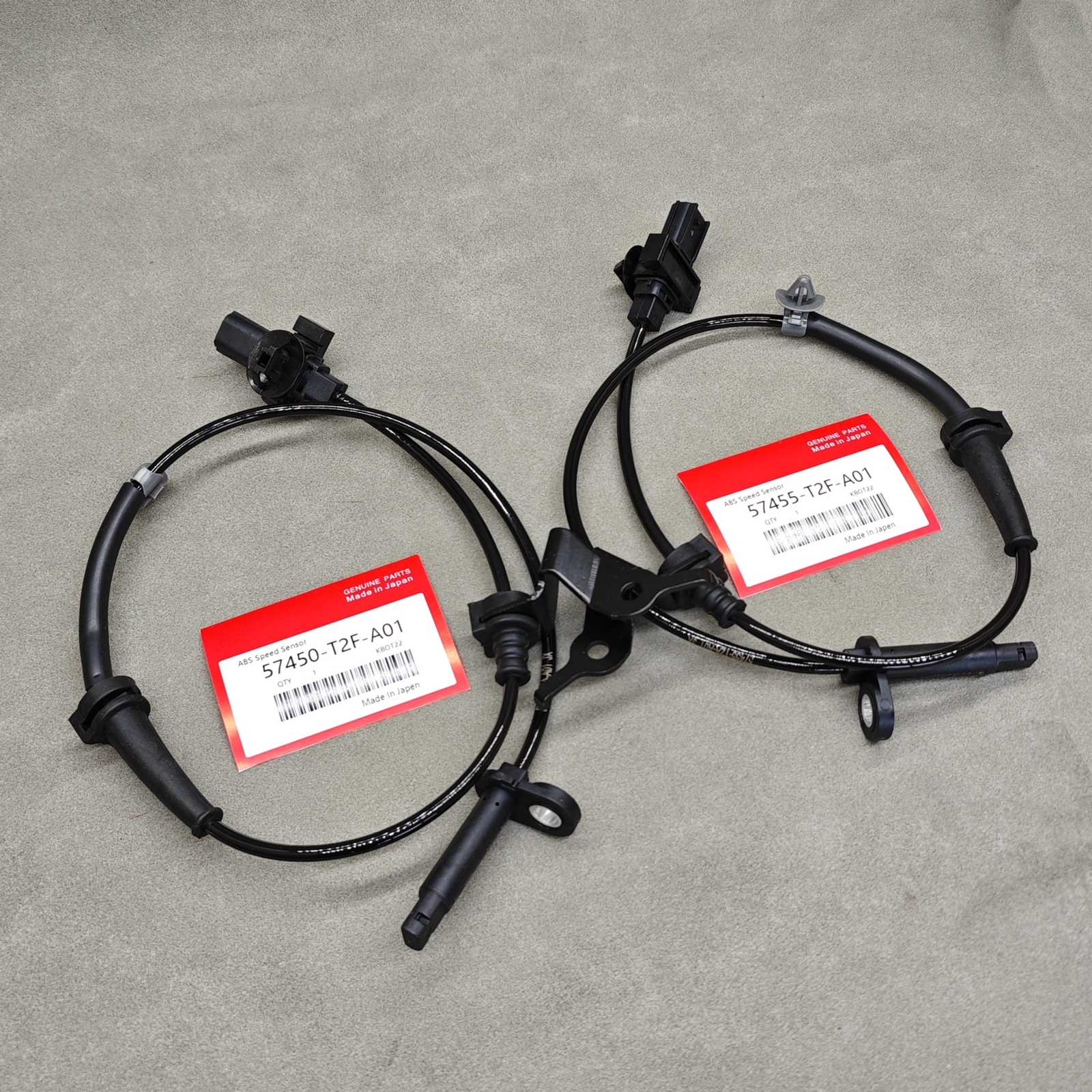 OEM ! Front ABS Speed Sensor Driver & Passenger Side For 2013-2017 Honda Accord