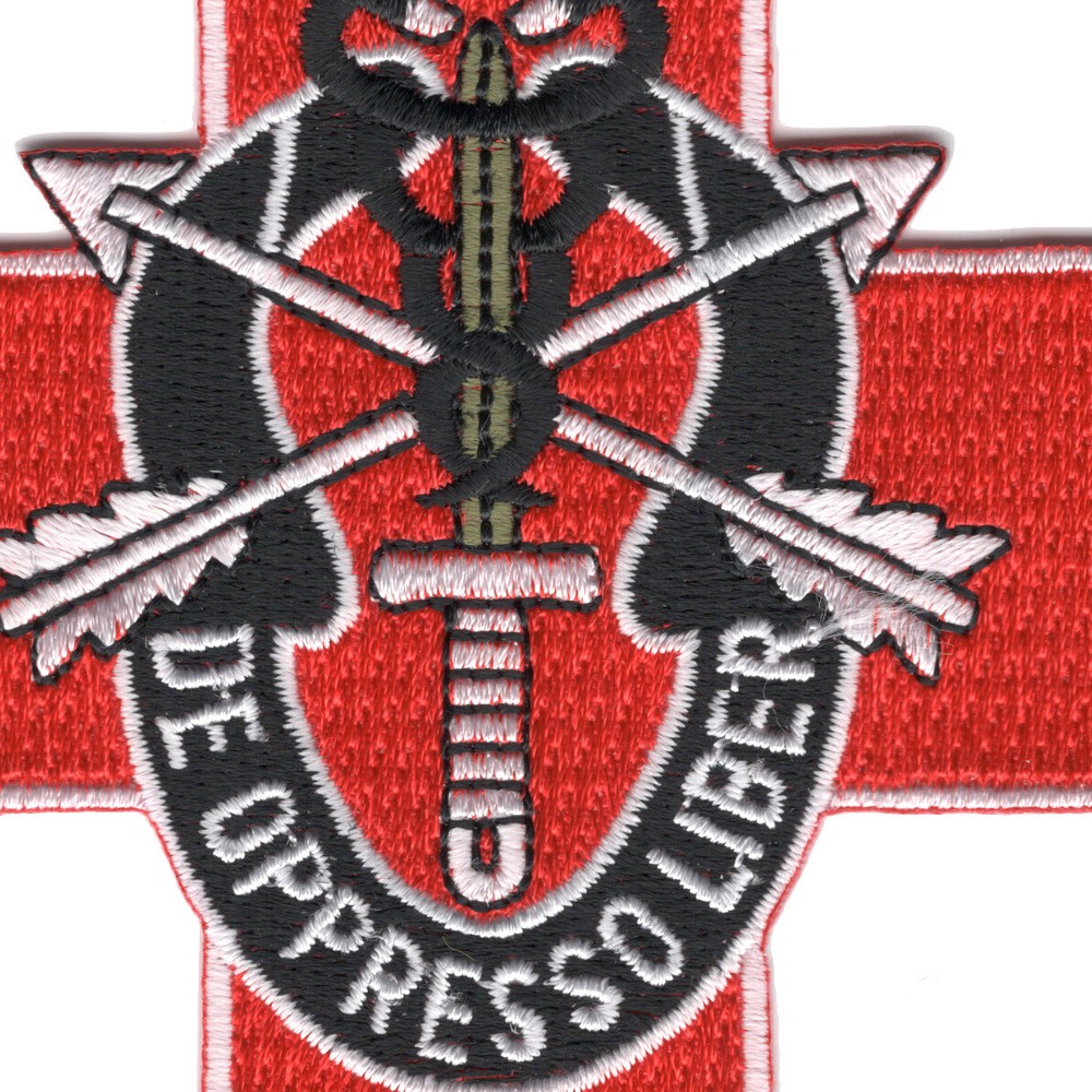Special Forces Group Medic Red Cross Patch De Oppresso Liber