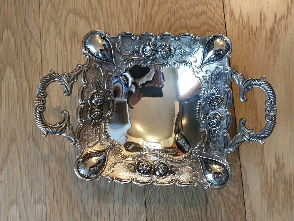 Godinger Silver Art Co. Ltd 3 Footed Embossed Rose Nut/Candy Dish Silver Plated