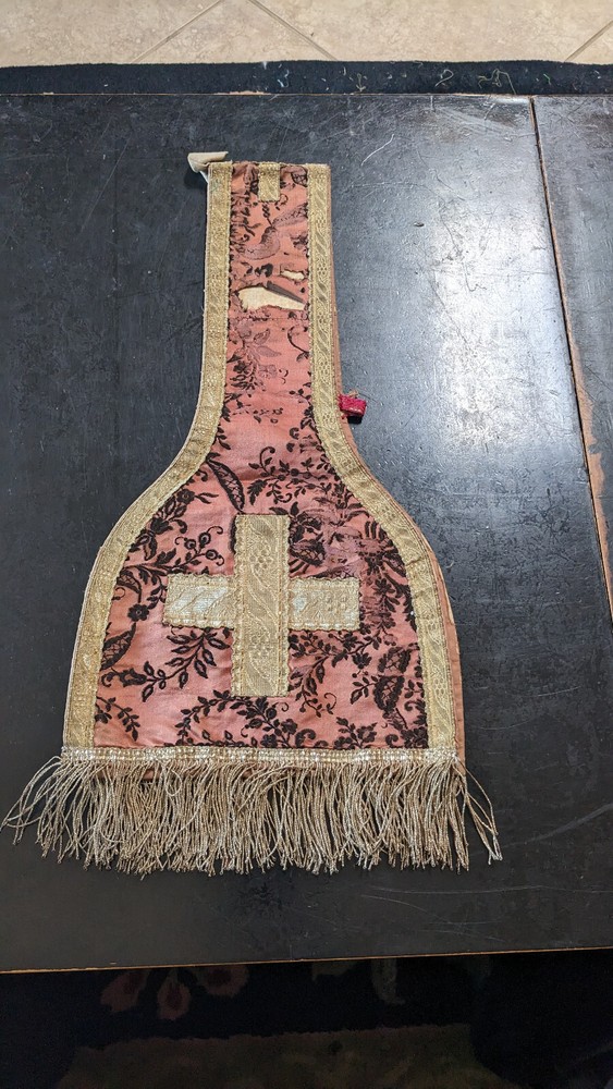 Antique Rose/ Pink Maniple