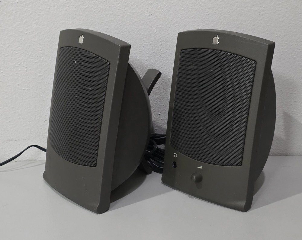 Vintage AppleDesign Wired Apple Computer Speakers M2497 Gray 1993 Pair + Cables