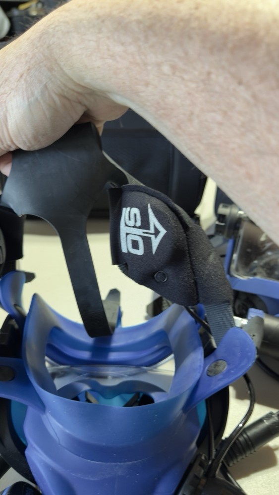 OTS (Ocean Technology Systems) Aquacom Diver Through Water Commutation System