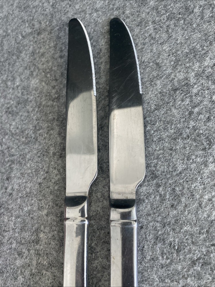 2 pcs Heritage Mint Saffrano Dinner Forks Flatware 18/10 Stainless
