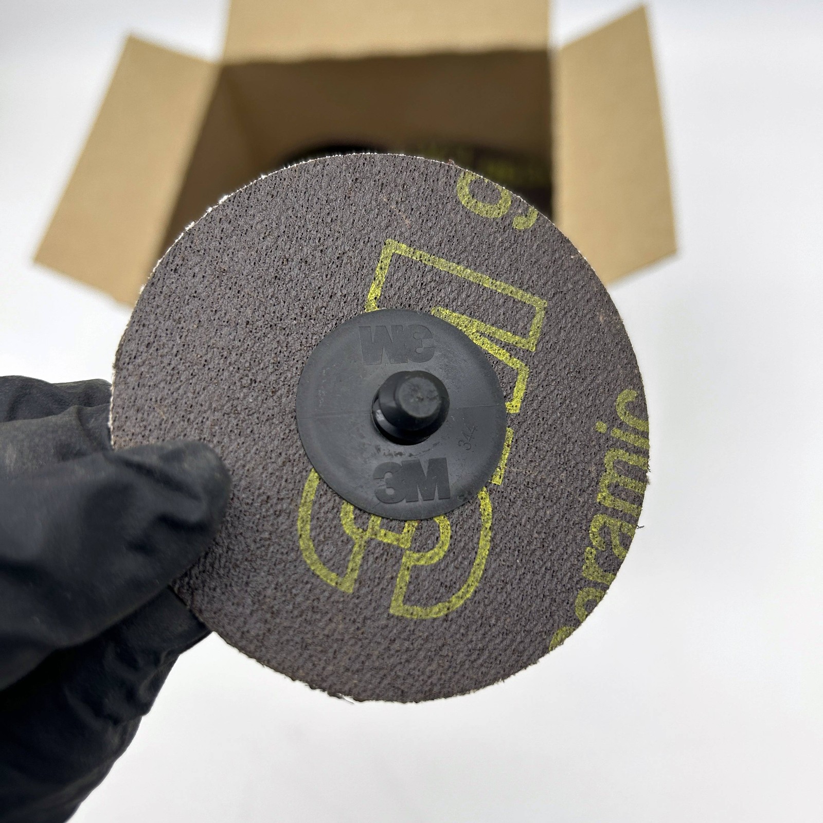 3M Roloc 11108 Disc 3in TR 963G 24 Grit Very Course Quick Change Ceramic 50pk