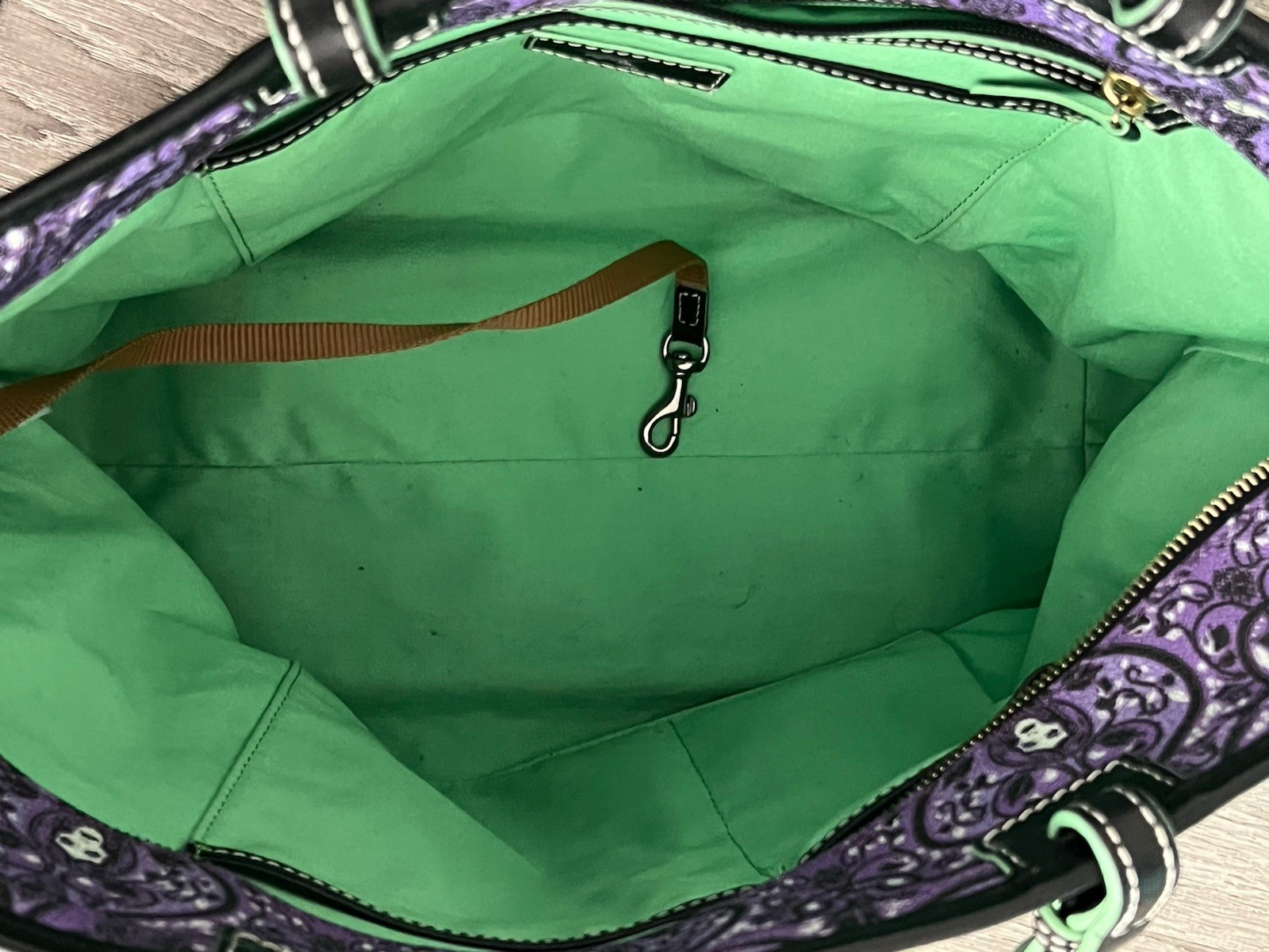 Disney Parks Haunted Mansion Madame Leota Dooney And & Bourke Purple Tote Purse