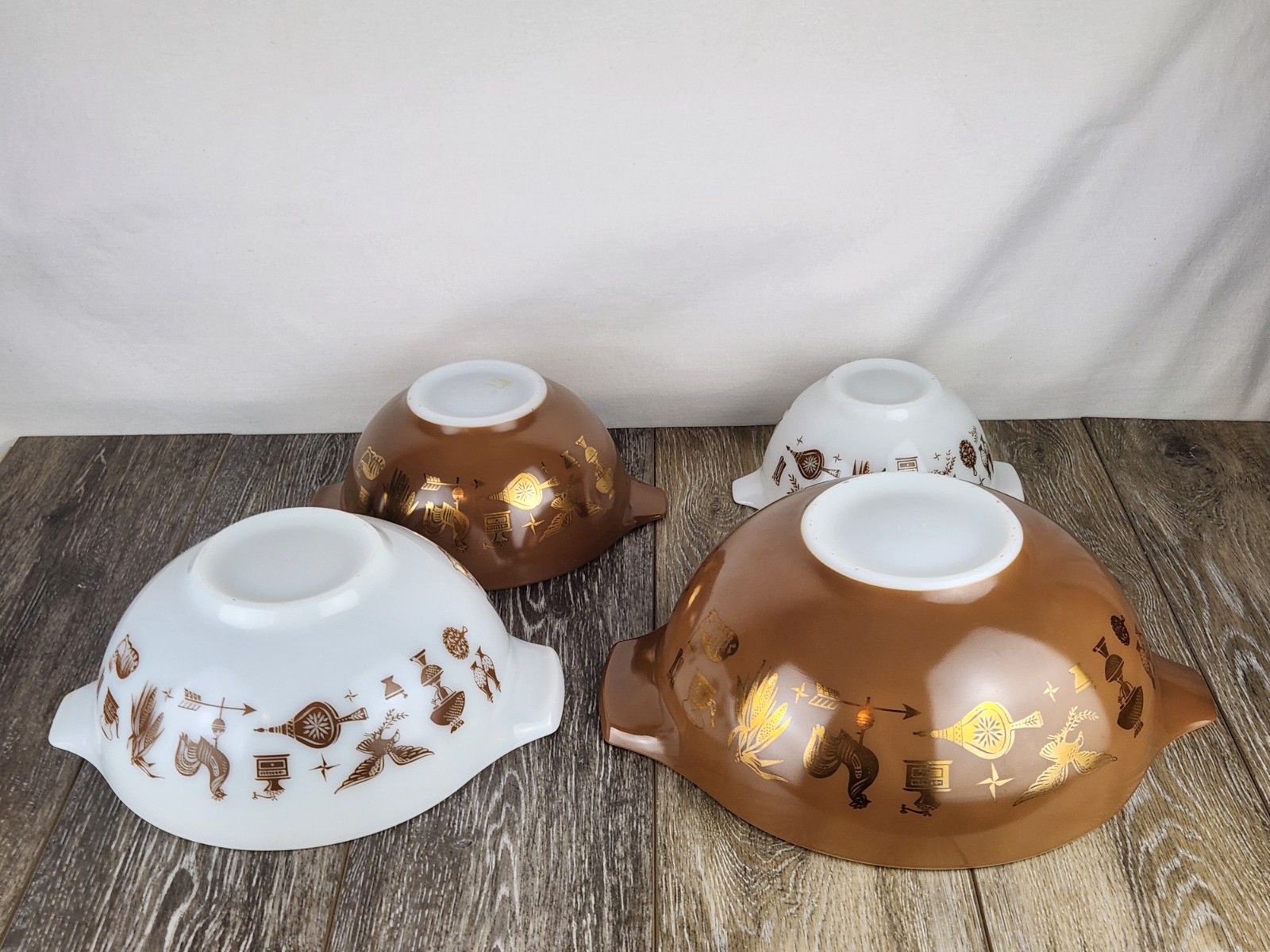 Pyrex Early American Cinderella Nesting Bowls - Set of 4 - Retro Kitchenware