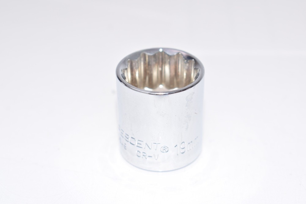 Crescent 19mm Metric Socket 12 Point CR-V 3/8'' Drive