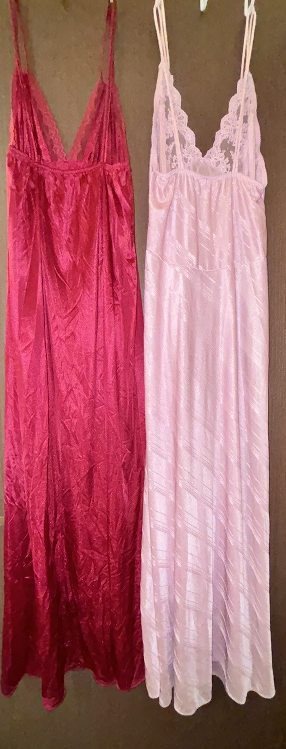 Vintage Sears Long Nylon Nightgown Lace Trim S 32/34 USA  (2) Wine, Mauve