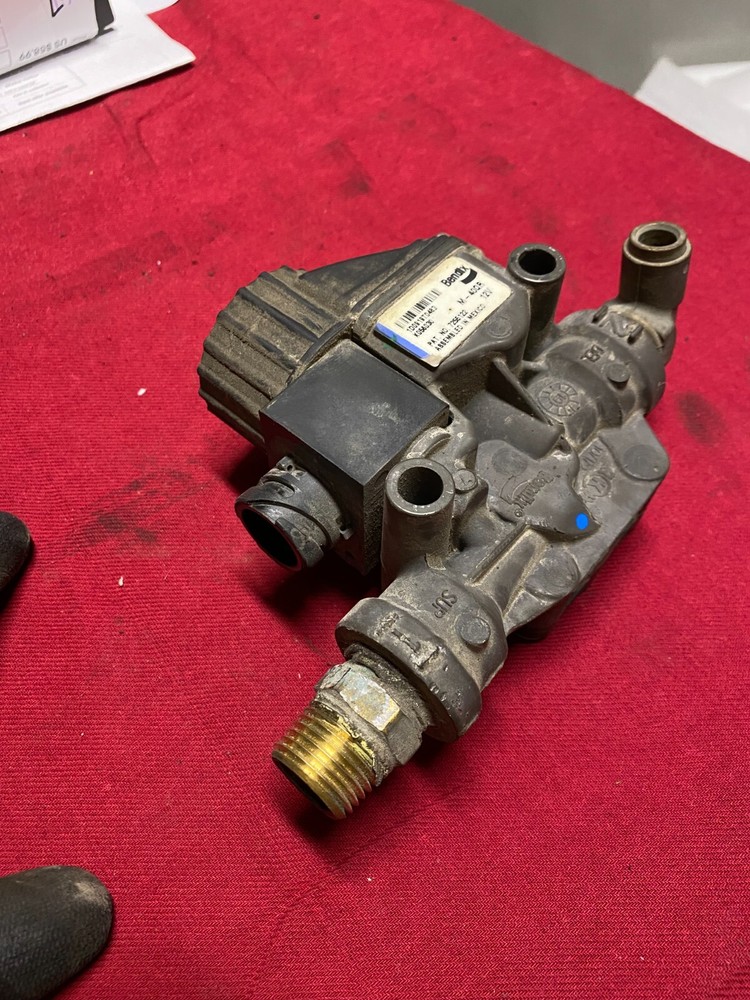 K056030 Bendix M-40qr ABS Modulator Valve 12v