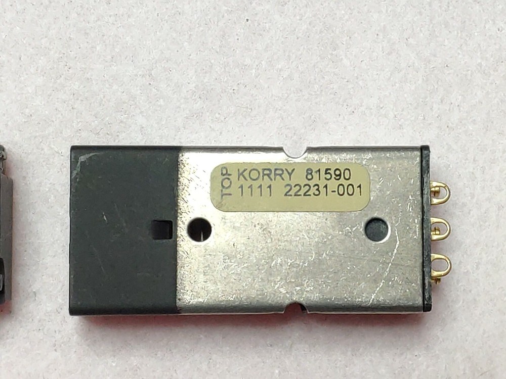 NEW** KORRY ELECTRONICS Korry Push Switch 81590 P/N:22231-001
