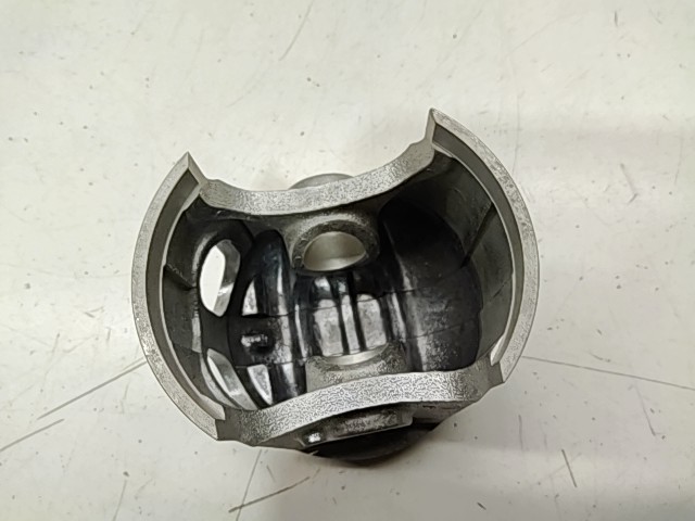 Piston - 2000 Polaris NOS