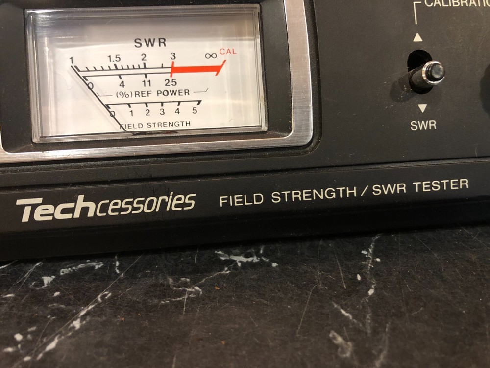 TECHCESSORIES Field Strength and SWR Tester