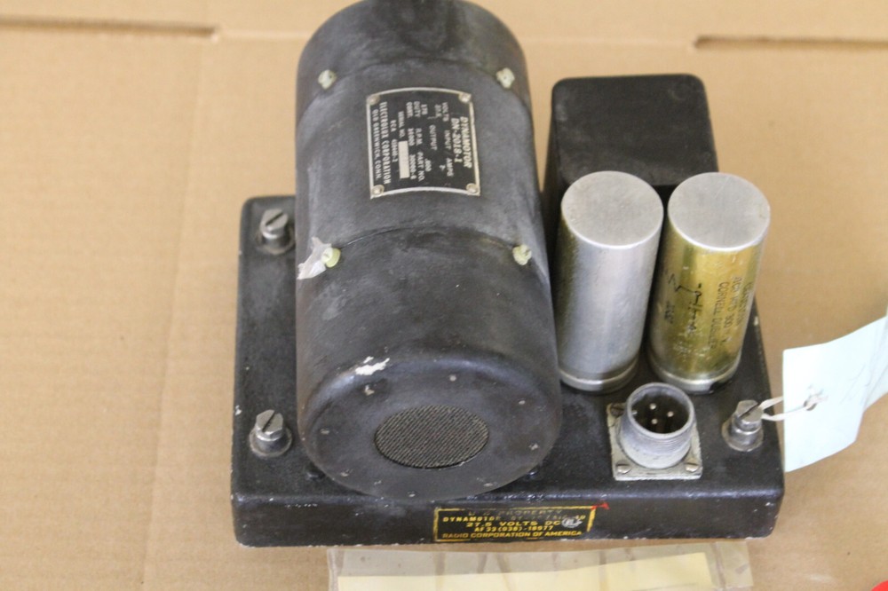 RCA DY-76/ AIC-10   27.5  VDC DYNAMOTOR UNIT
