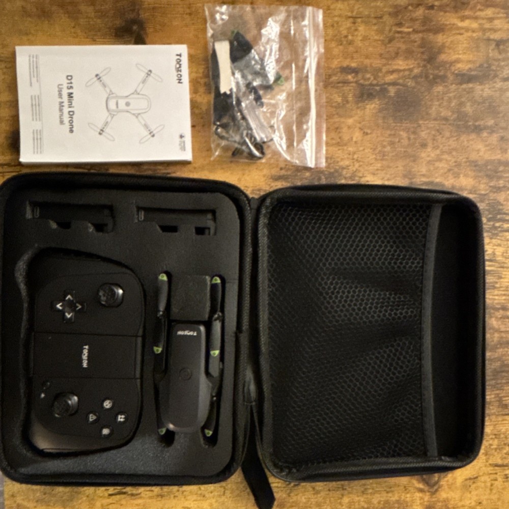 Tomzon D15 Mini Drone Quadcopter HD Camera Long Flight Time Adjustable Speed