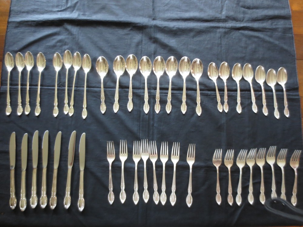46 Pc. ROGERS & BROS. EXTRA PLATE Original Rogers  SILVERPLATE FLATWARE for -8