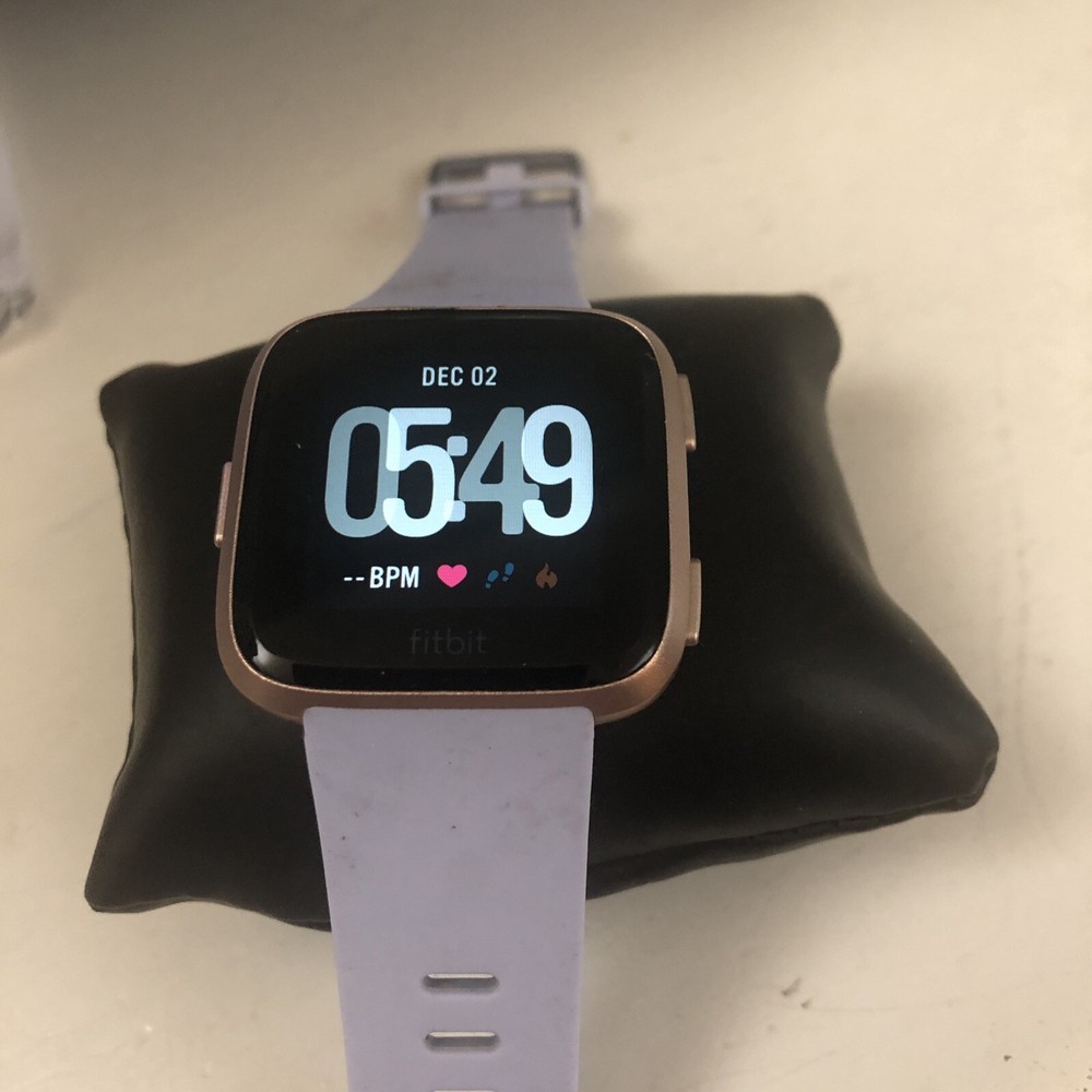 Fitbit Versa FB504
