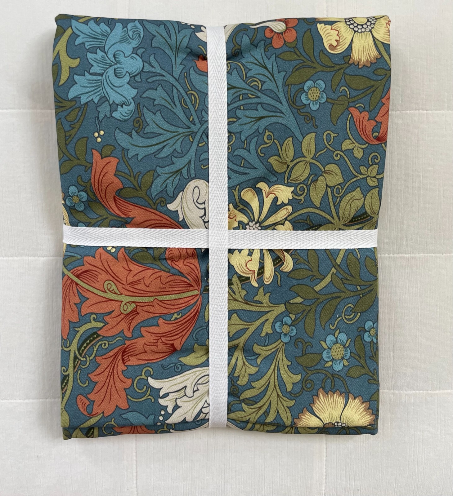 Williams Sonoma MORRIS & CO. COMPTON Tablecloth 70”x 108” NWOT