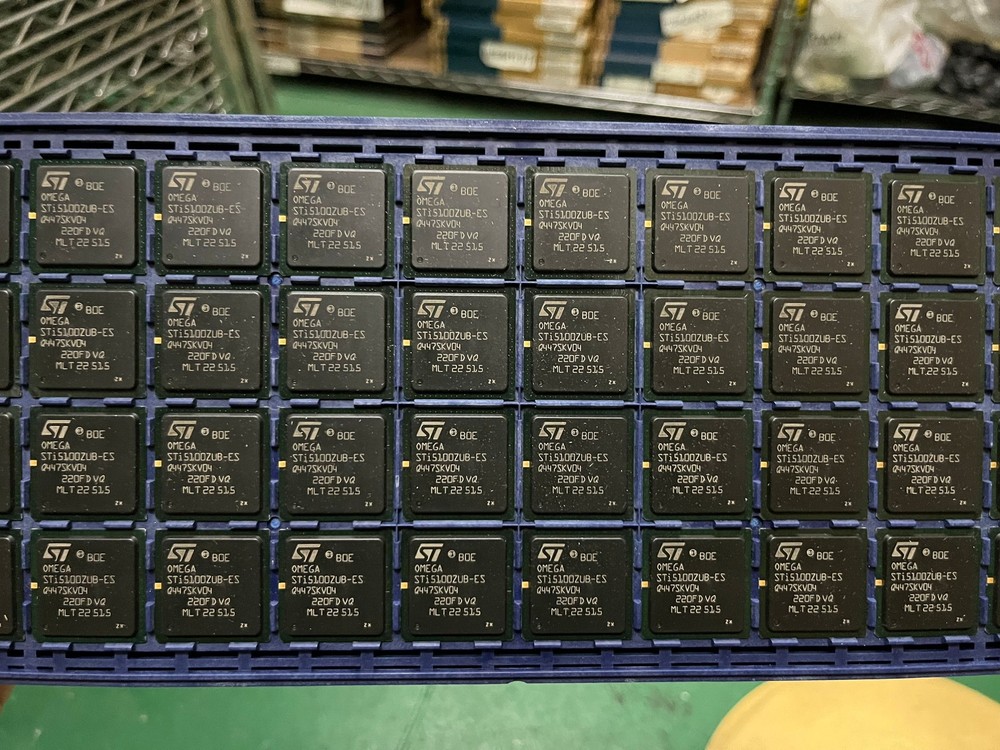 STI5100ZUB Low cost advanced HD decoding IC for STB