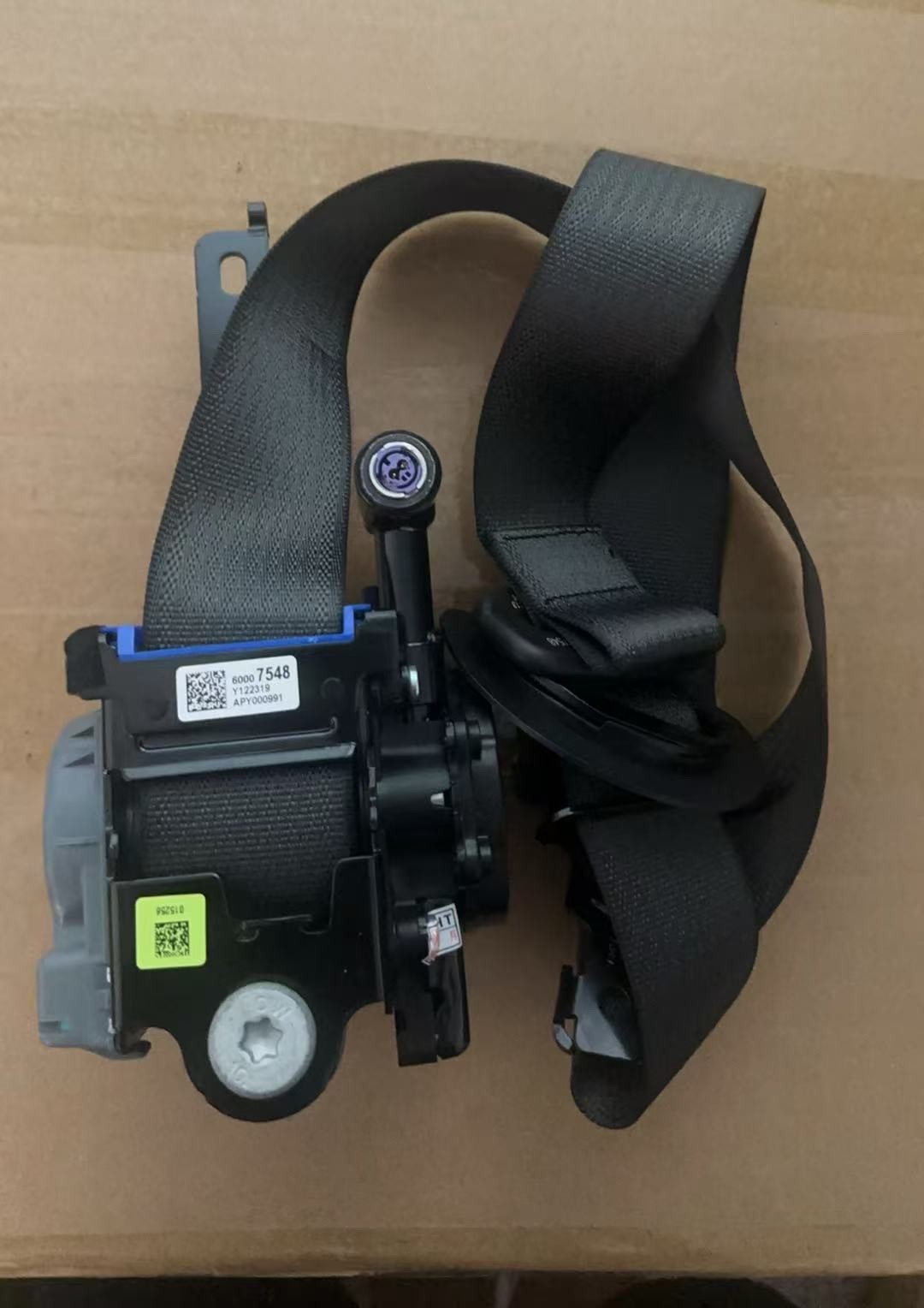 2024-26 CHEVROLET TRAX FRONT LEFT DRIVER SEAT BELT RETRACTOR KIT NEW OEM GM