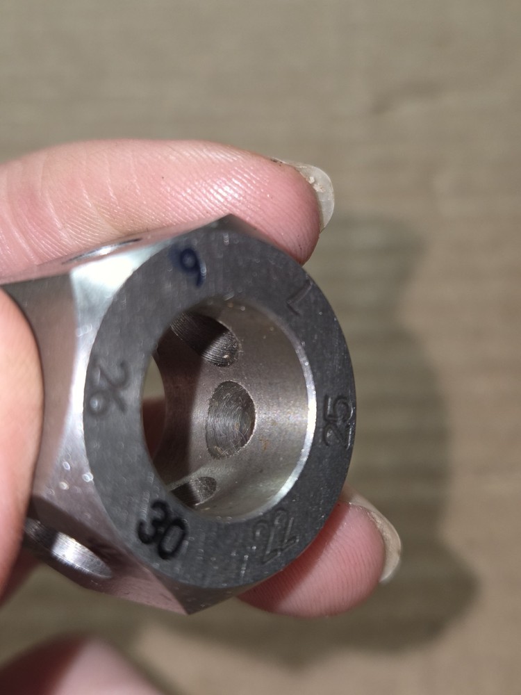 Sinclair Internation #1 Hex Style Bullet Comparator (.22 - .30 Cal)