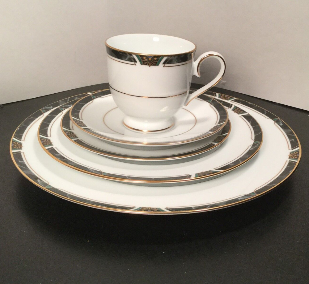 Noritake - Kipling - 5 Piece Place Setting - Dinner Salad Bread Saucer Cup  4141