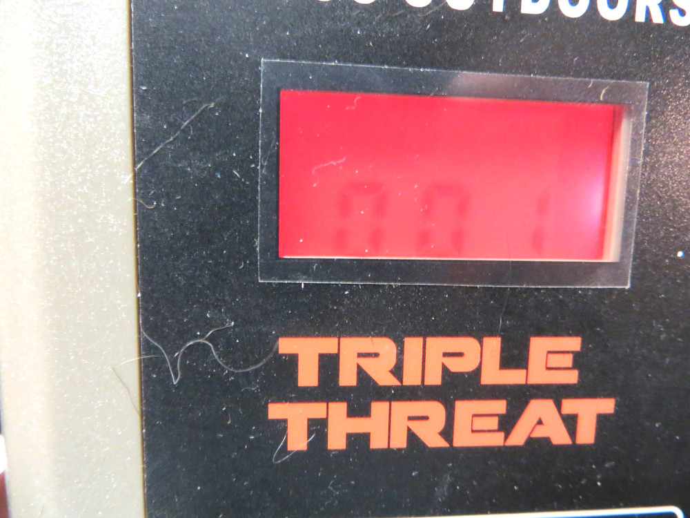 MOJO Outdoors Triple Threat Complete Electronic Calling System HW2503