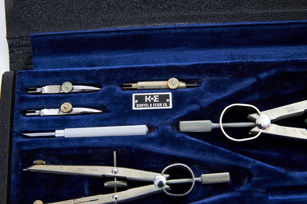 Rare Vintage Keuffel & Esser Co. Engineering Drafting Compass Set Original Case