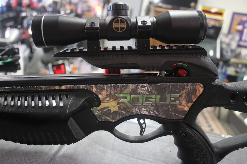 Barnett Rogue Camo Hunting Crossbow With Scope & Case