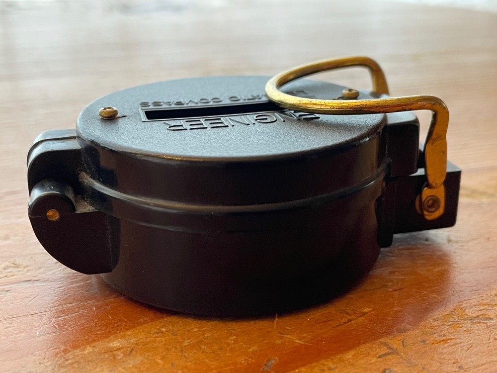 Vintage ACADEMY Engineer Lensatic Compass