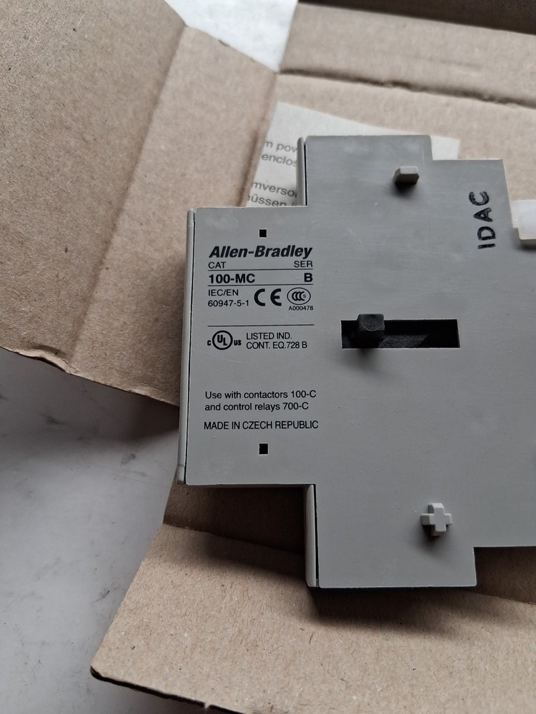 Allen-Bradley 100-MCA00 Mechanical Auxiliary Contactor Interlock Ser B