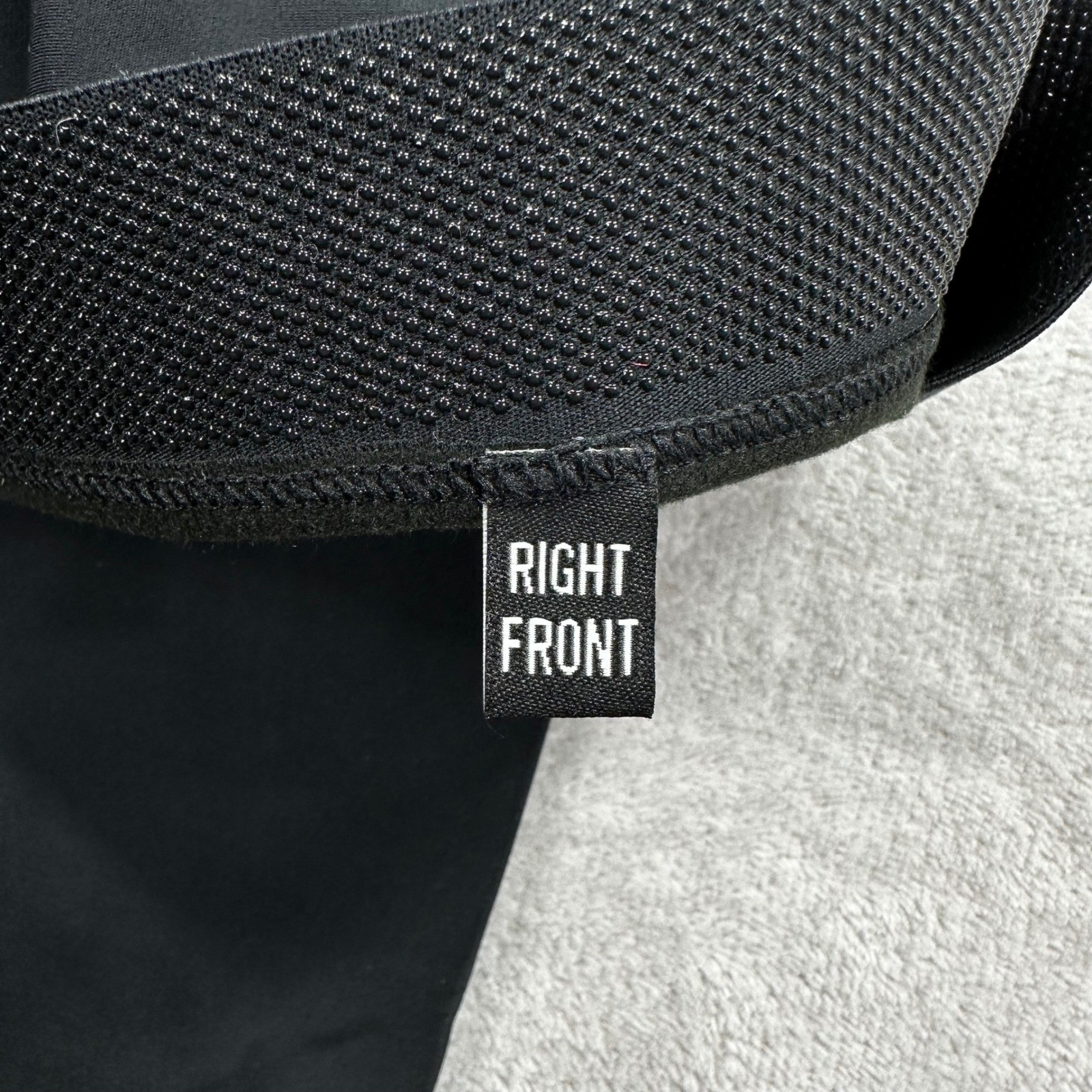 Rapha Thermal Leg Warmers Size Medium Black Cycling Fleece Lined Grippers Biking