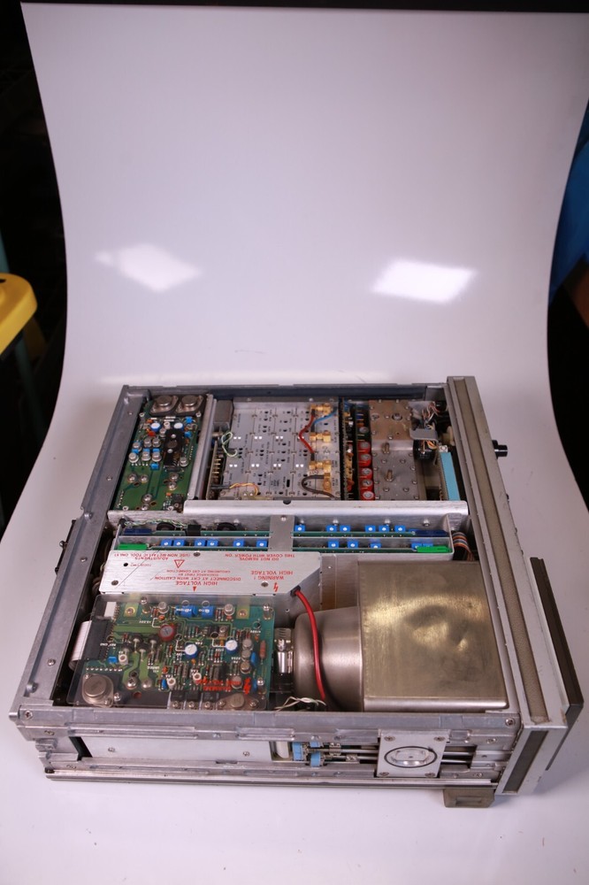 HP 853A + HP 8558B Spectrum Analyzer As Is