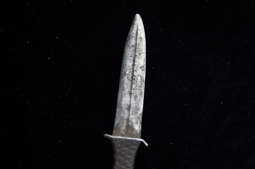 Vintage Old dagger 9.5"