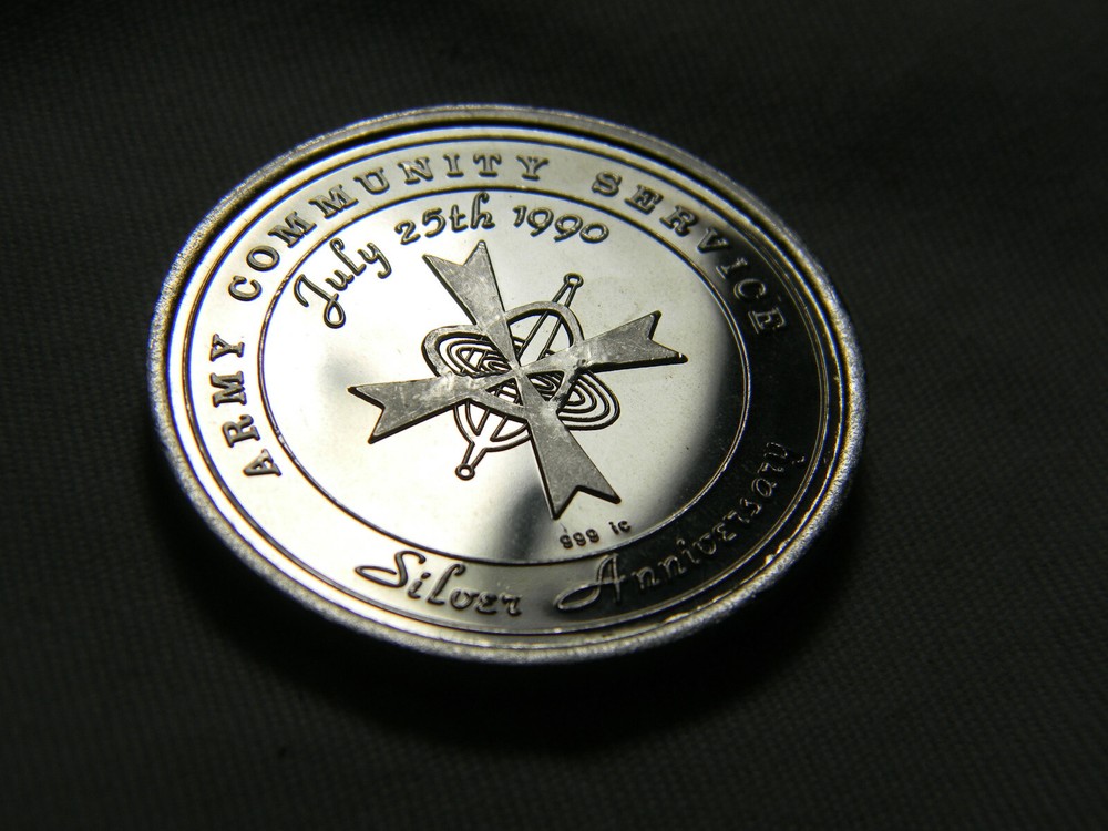 Germany 1990 Army Community Service Medal (078)