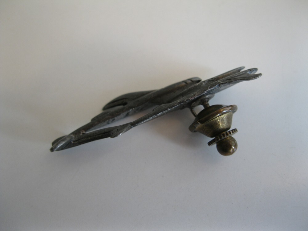 Vintage U.S. Fighter Bomber Pin