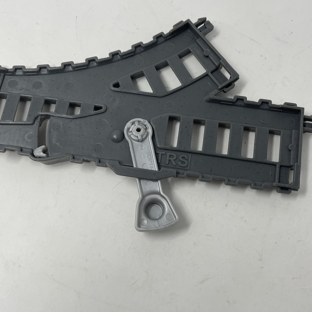 Thomas Train Trackmaster Track Switch Straight Right 6.25” TRS