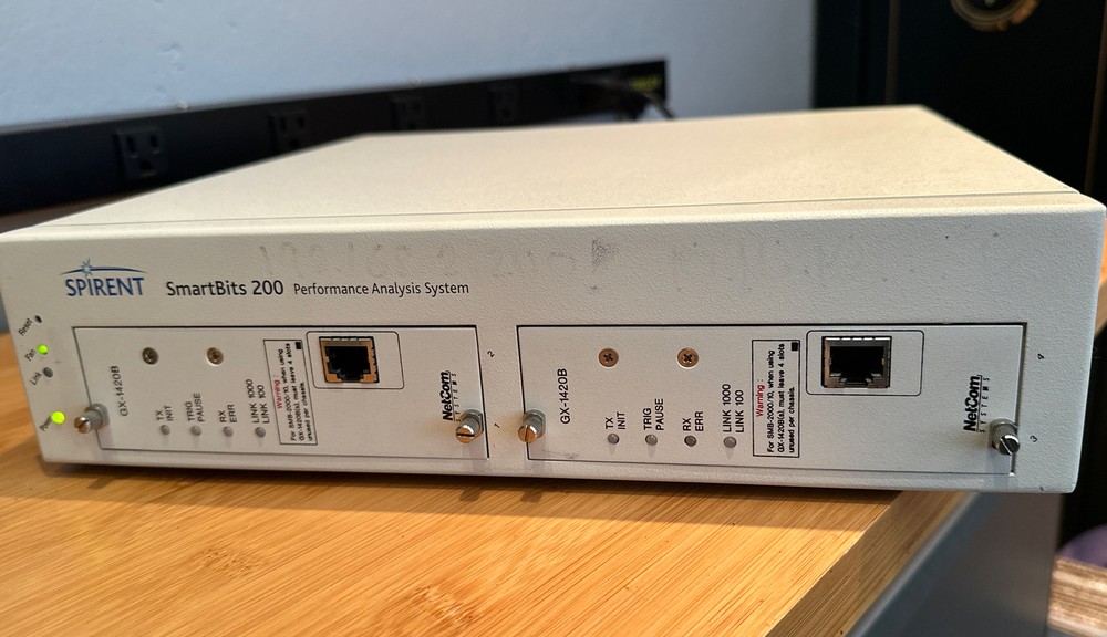 Spirent 200 Performance Analysis System With 2 x Smartbits GX-1402B