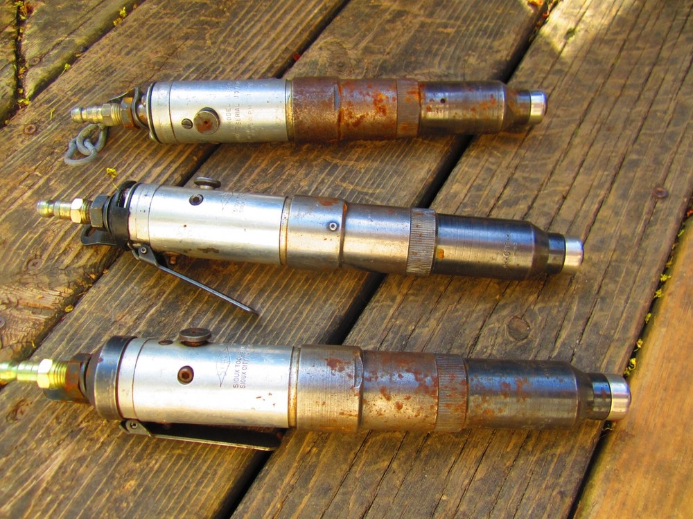 SIOUX TOOLS INC PNEUMATIC DRIVERS L2205