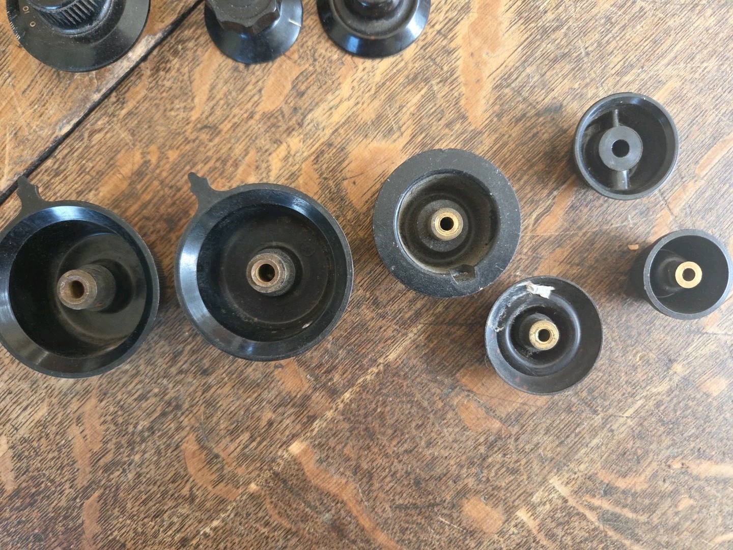 Vintage Lot Of Radio Tuning Condensers, Rheostats, Knobs Etc. Early Radios