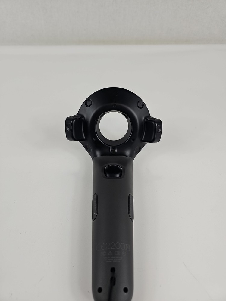 1x HTC Vive Virtual Reality VR Wand Controller (Black) 1.0 2PR7100