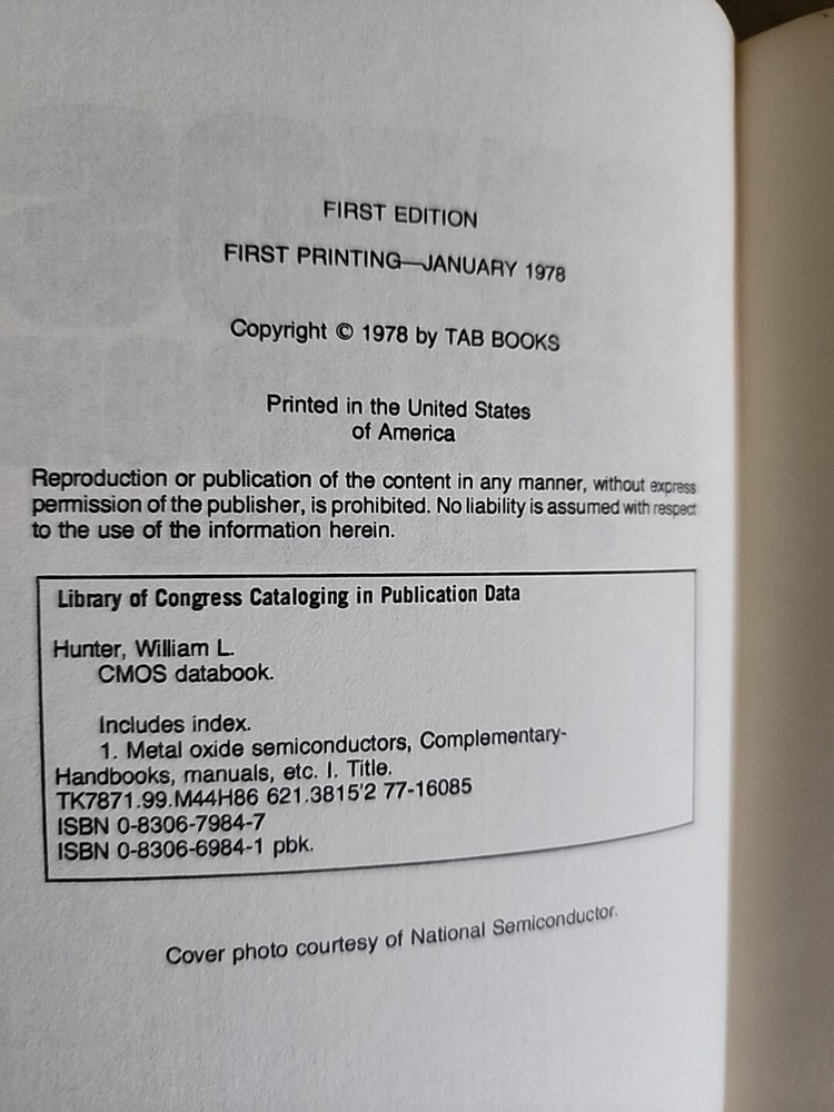 CMOS DATABOOK Bill Hunter 1978 Softcover 280 pages