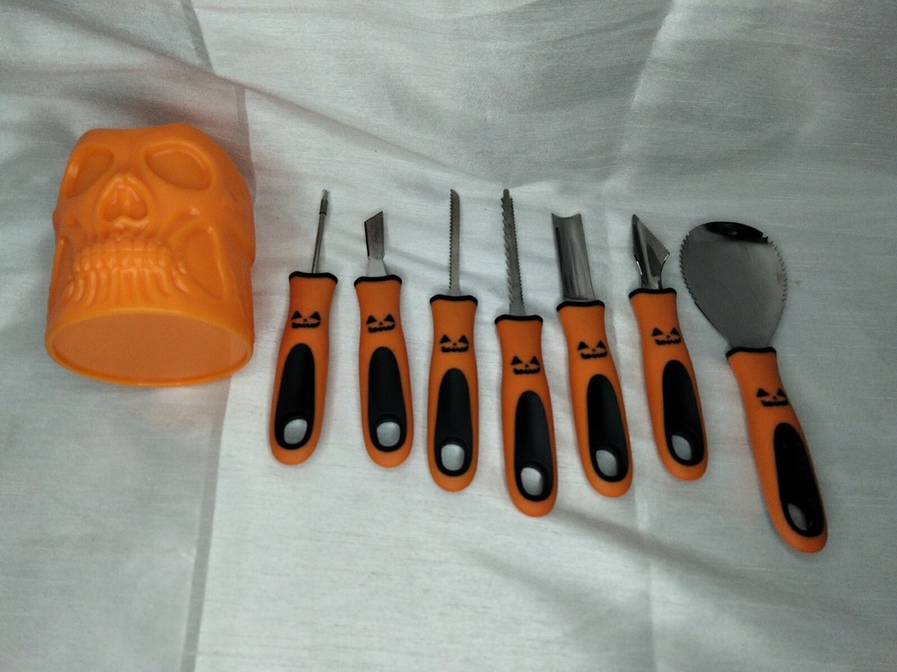 Happy Halloween 🎃 Carving Kit " Opened Box"